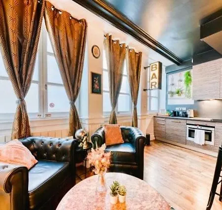 Guestready - L'intime -balneo Hyper Centre Апартаменты *