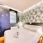 Guestready - L'intime -balneo Hyper Centre *
